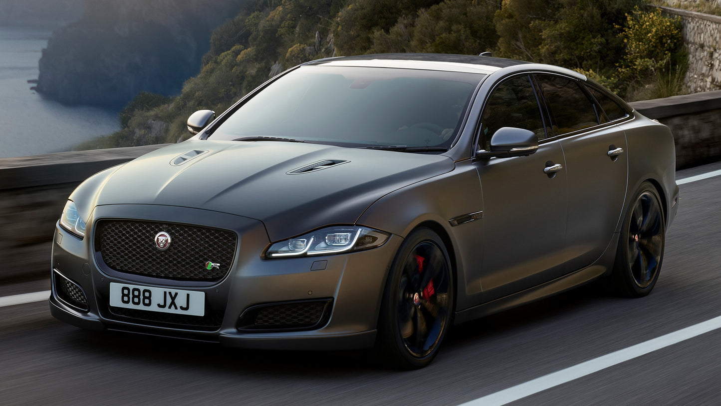 Jaguar Xjr575 Hd Art Jigsaw Puzzle