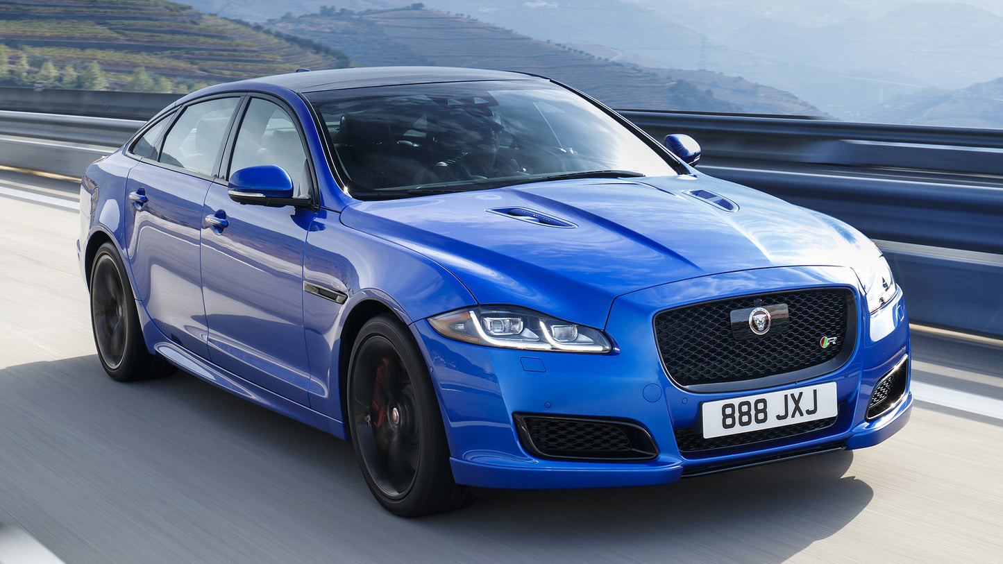 Jaguar Xjr575 Lwb Hd Art Jigsaw Puzzle