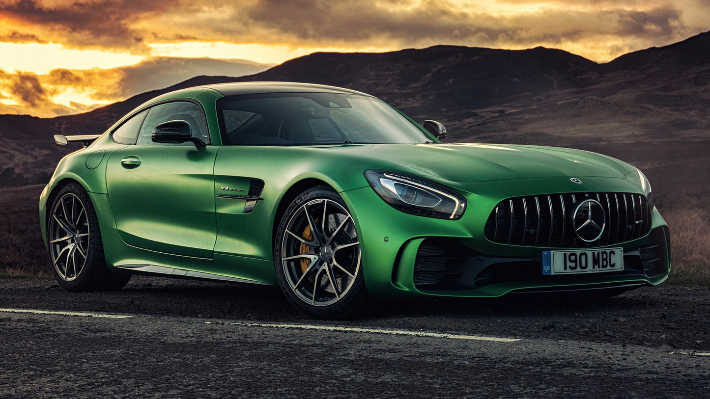 Mercedes Amg Gt R Uk Hd Art Keychain