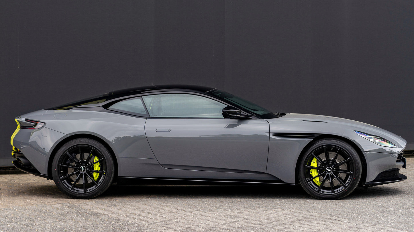 Aston Martin Db11 Amr Hd Art Keychain