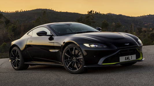 Aston Martin Vantage Hd Art Keychain