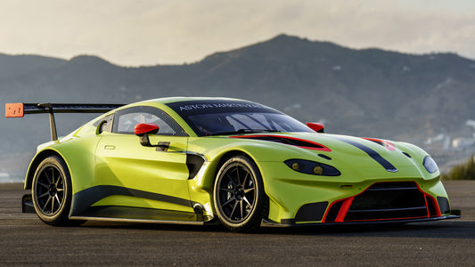 Aston Martin Vantage Gte Hd Art Keychain