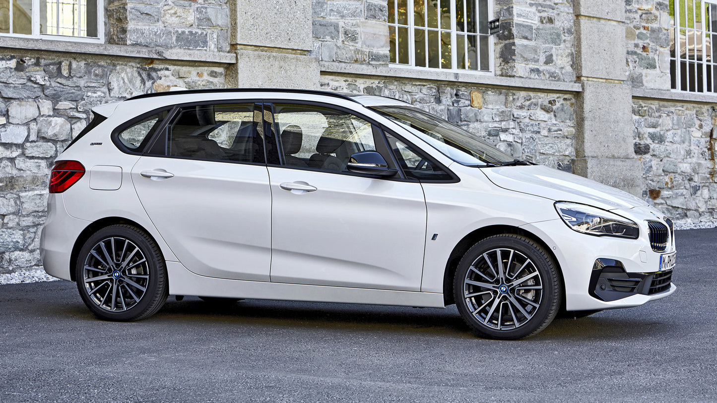 Bmw Series Active Tourer Plug In Hybrid Hd Art Keychain
