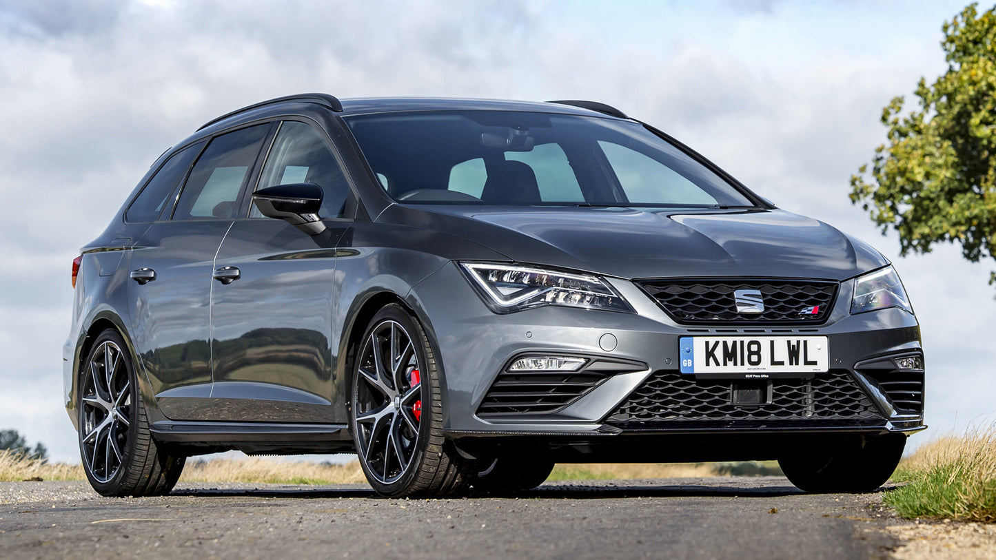 Seat Leon St Cupra Carbon Edition Uk Hd Art Keychain
