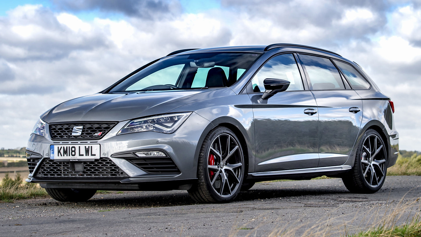 Seat Leon St Cupra Carbon Edition Uk Hd Art Keychain