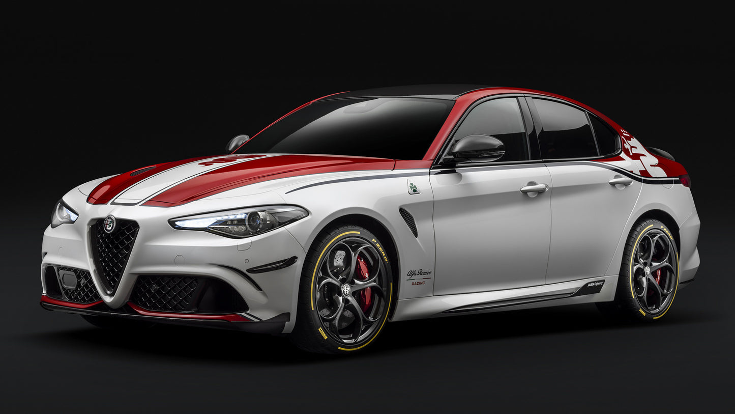 Alfa Romeo Giulia Quadrifoglio Alfa Romeo Racing Hd Art Keychain