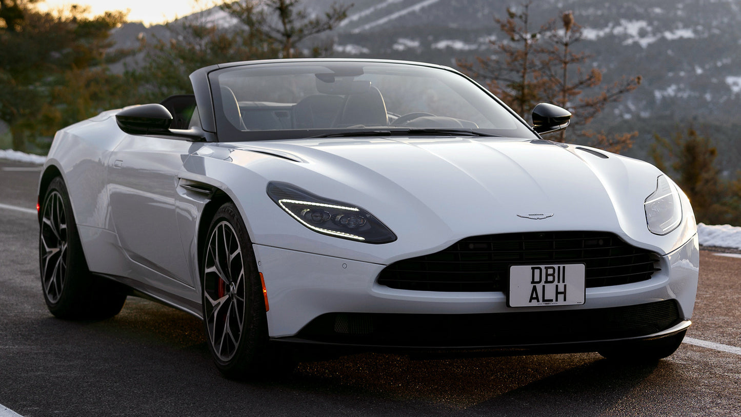 Aston Martin Db11 V8 Volante Us Hd Art Keychain
