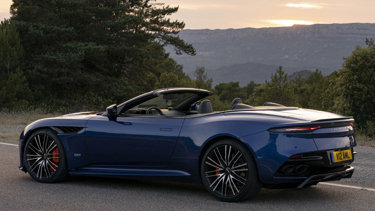 Aston Martin Dbs Superleggera Volante Hd Art Keychain