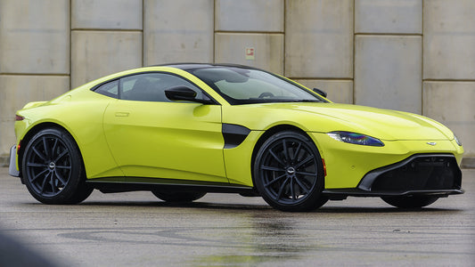 Aston Martin Vantage Us Hd Art Keychain