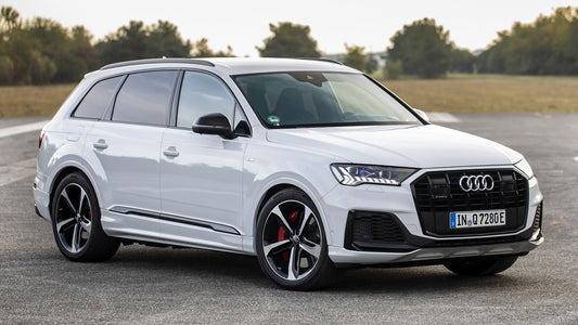 Audi Q7 Plug In Hybrid S Line Hd Art Keychain