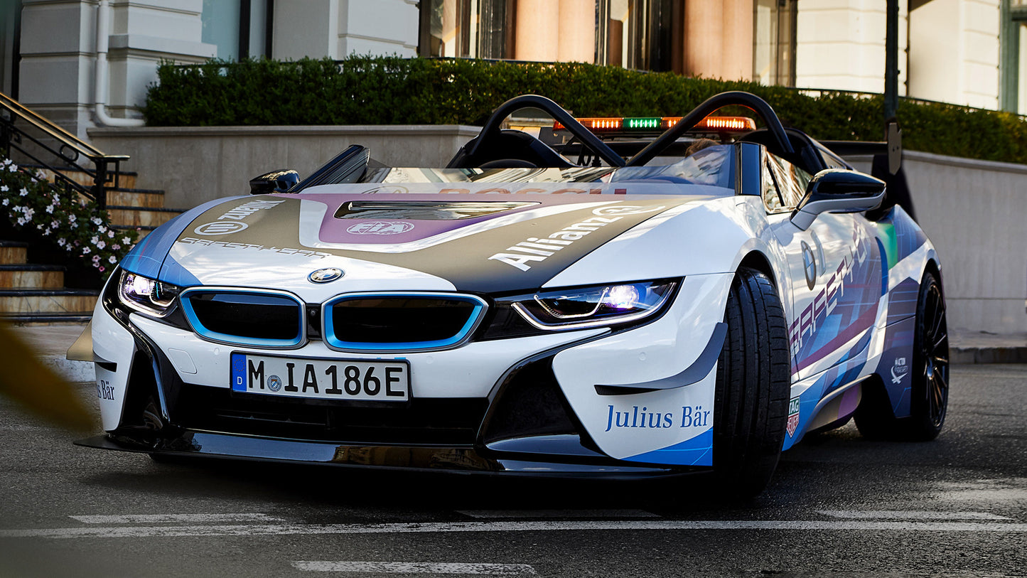 Bmw I8 Roadster Formula E Safety Car Hd Art Keychain
