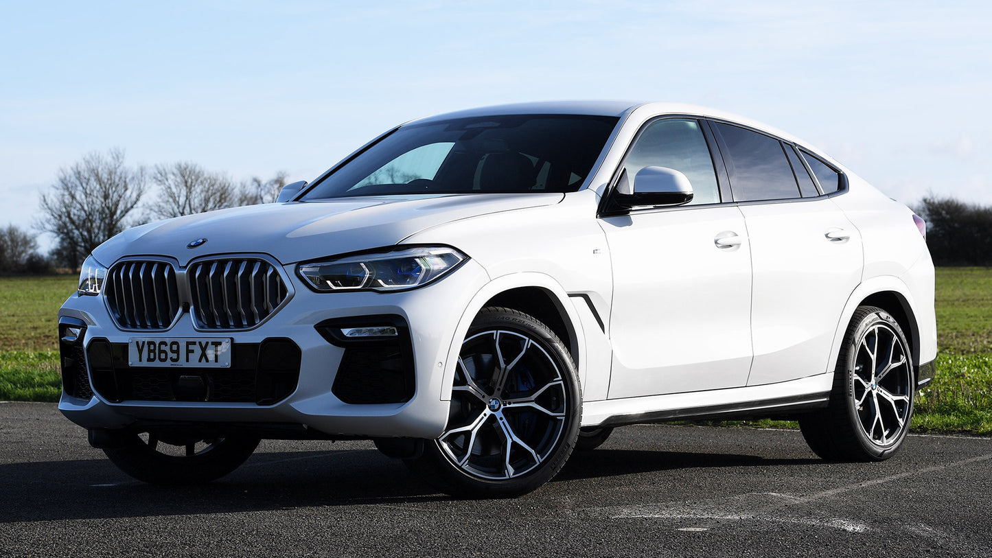 Bmw X6 M Sport Uk Hd Art Keychain