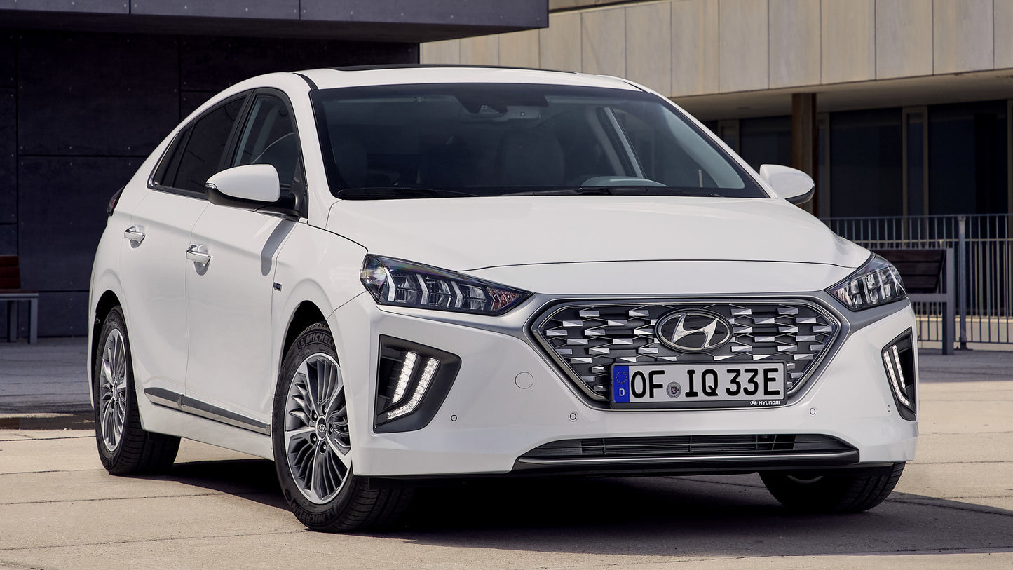 Hyundai Ioniq Plug In Hd Art Keychain
