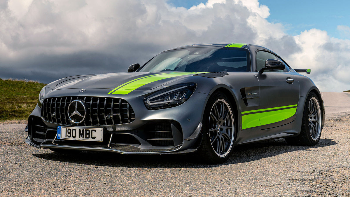 Mercedes Amg Gt R Pro Uk Hd Art Magnet