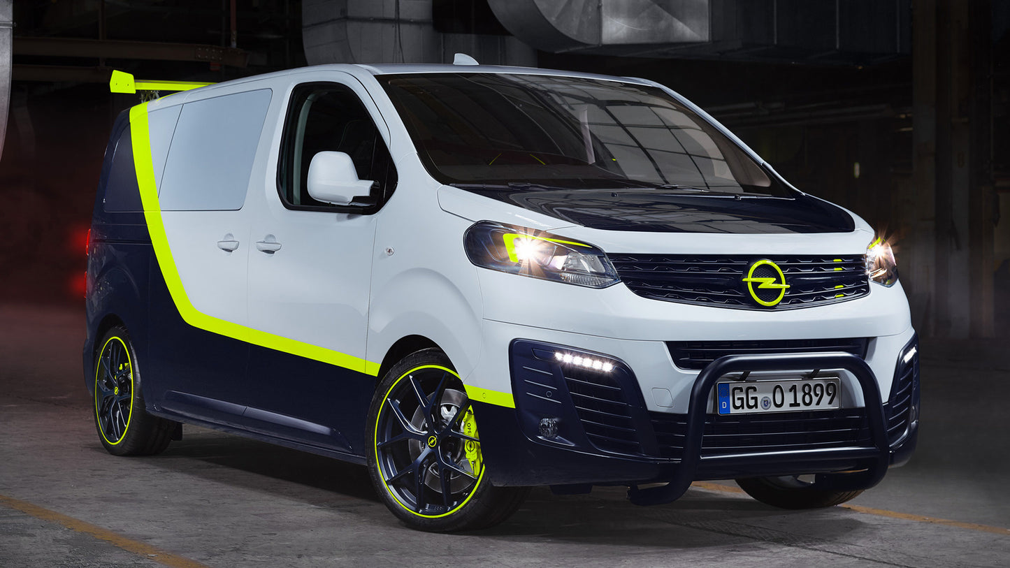 Opel O Team Zafira Life Hd Art Keychain