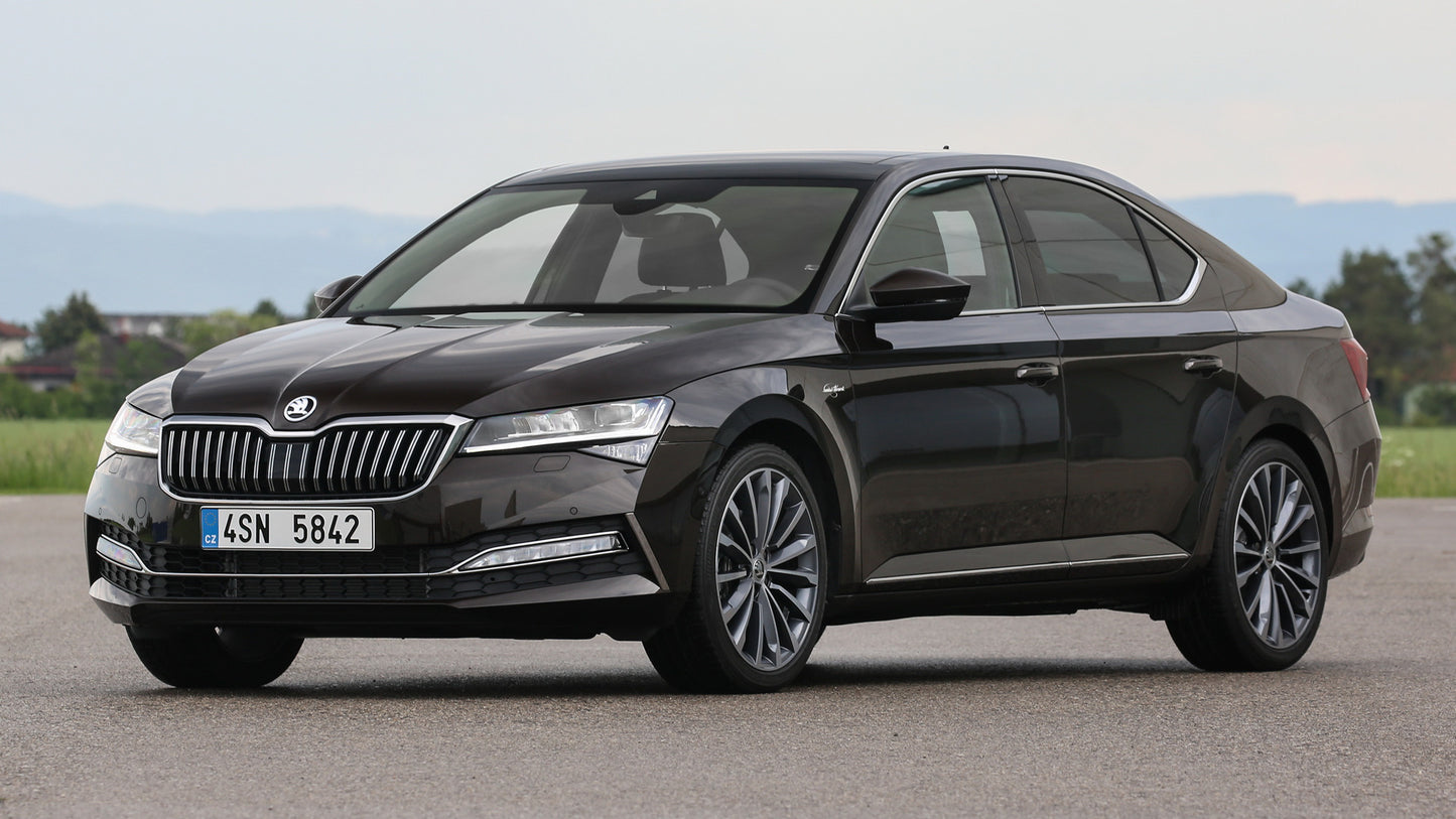 Skoda Superb Laurin And Klement Hd Art Keychain