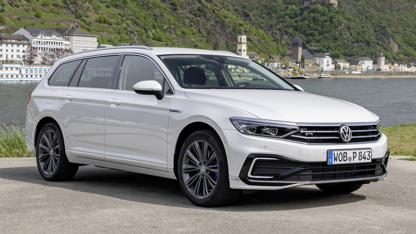 Volkswagen Passat Gte Variant Hd Art Print Poster
