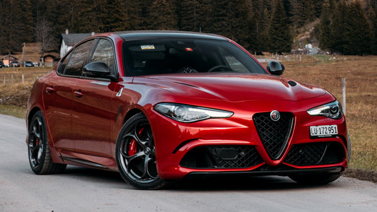 Alfa Romeo Giulia Quadrifoglio Hd Art Keychain
