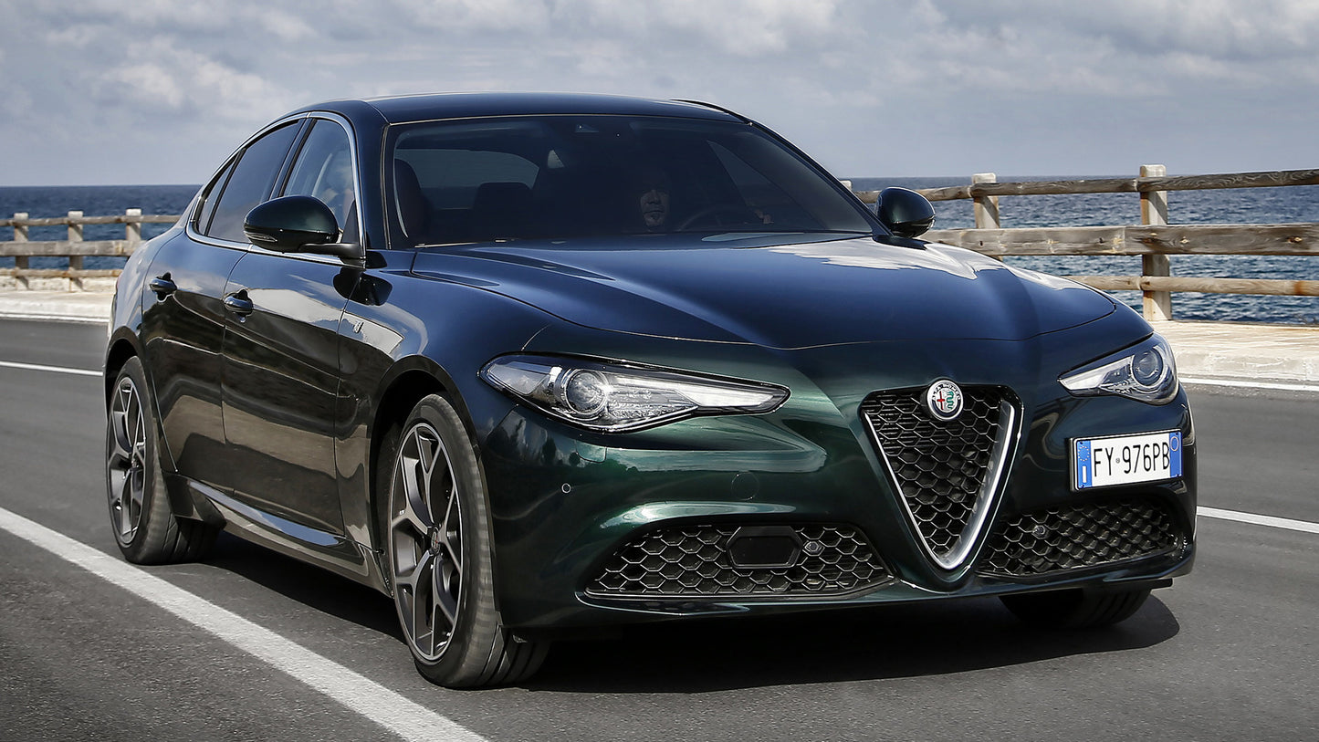 Alfa Romeo Giulia Ti Hd Art Keychain