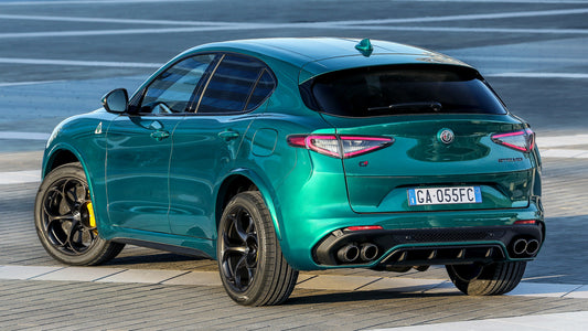 Alfa Romeo Stelvio Quadrifoglio Hd Art Keychain