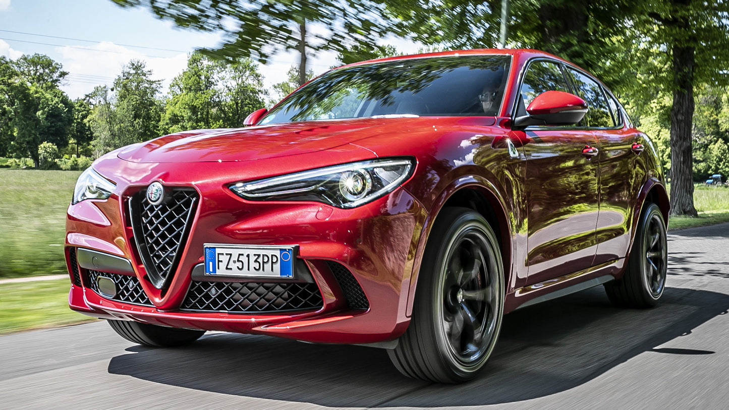 Alfa Romeo Stelvio Quadrifoglio Hd Art Keychain