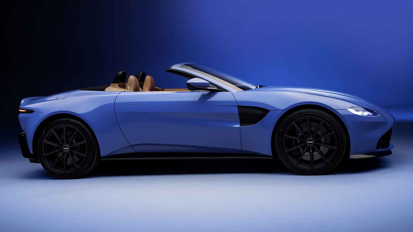 Aston Martin Vantage Roadster Uk Hd Art Keychain