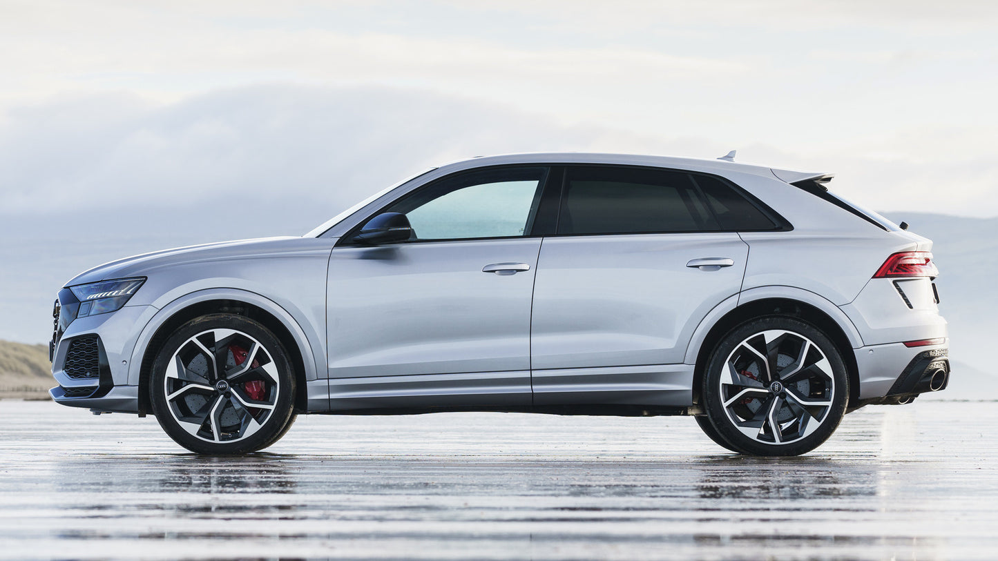 Audi Rs Q8 Uk Hd Art Keychain