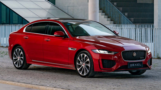 Jaguar Xe L R Dynamic Cn Hd Art Print Poster