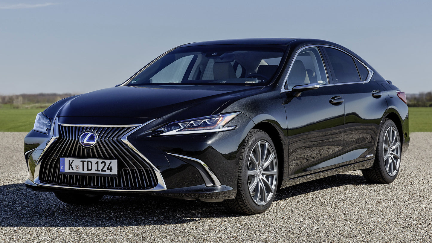 Lexus Es Hybrid With Digital Side View Monitor Eu Hd Art Keychain