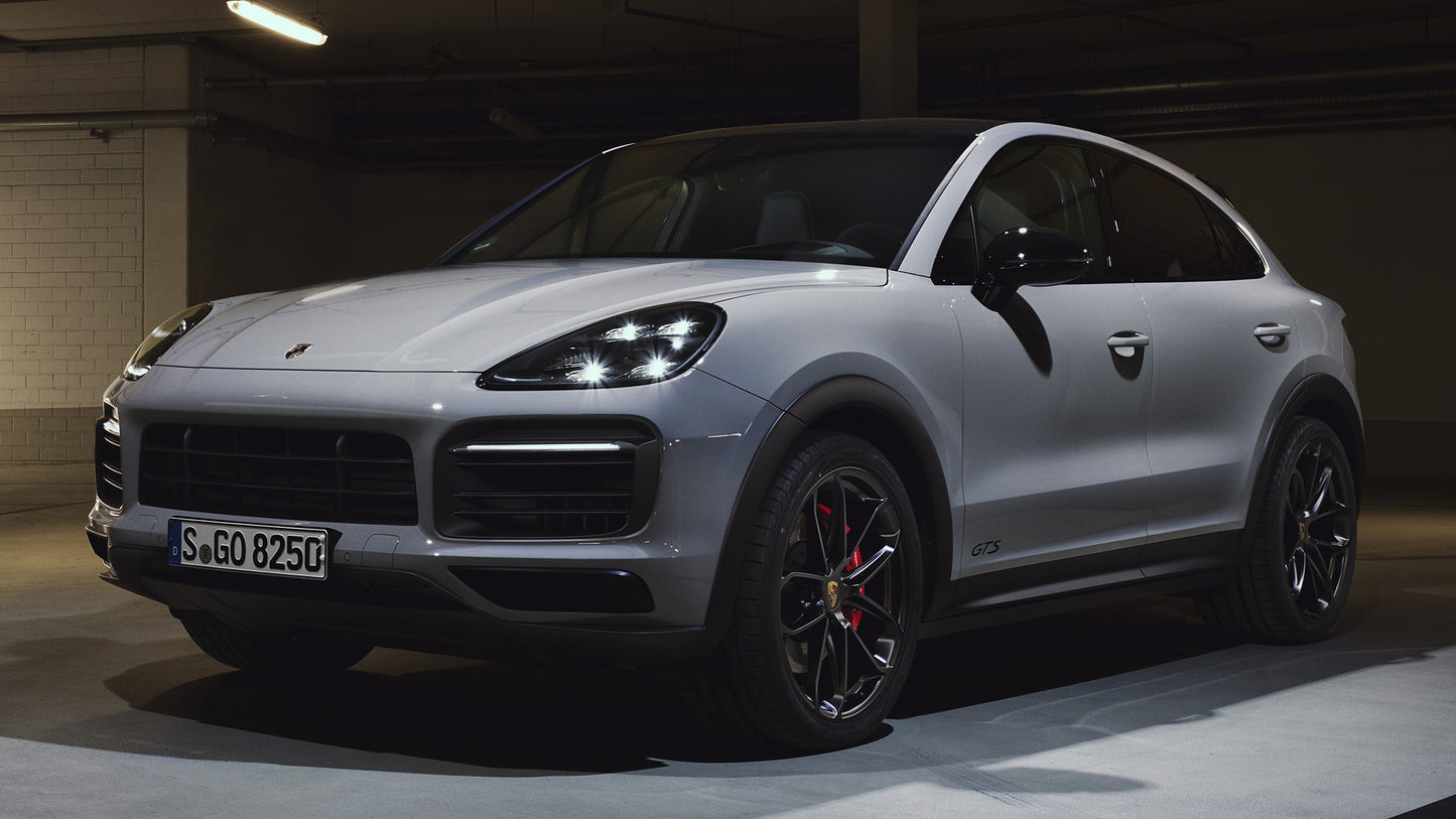 Porsche Cayenne Gts Coupe Hd Art Keychain