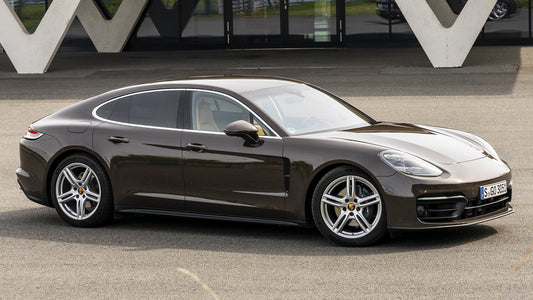 Porsche Panamera Hd Art Magnet