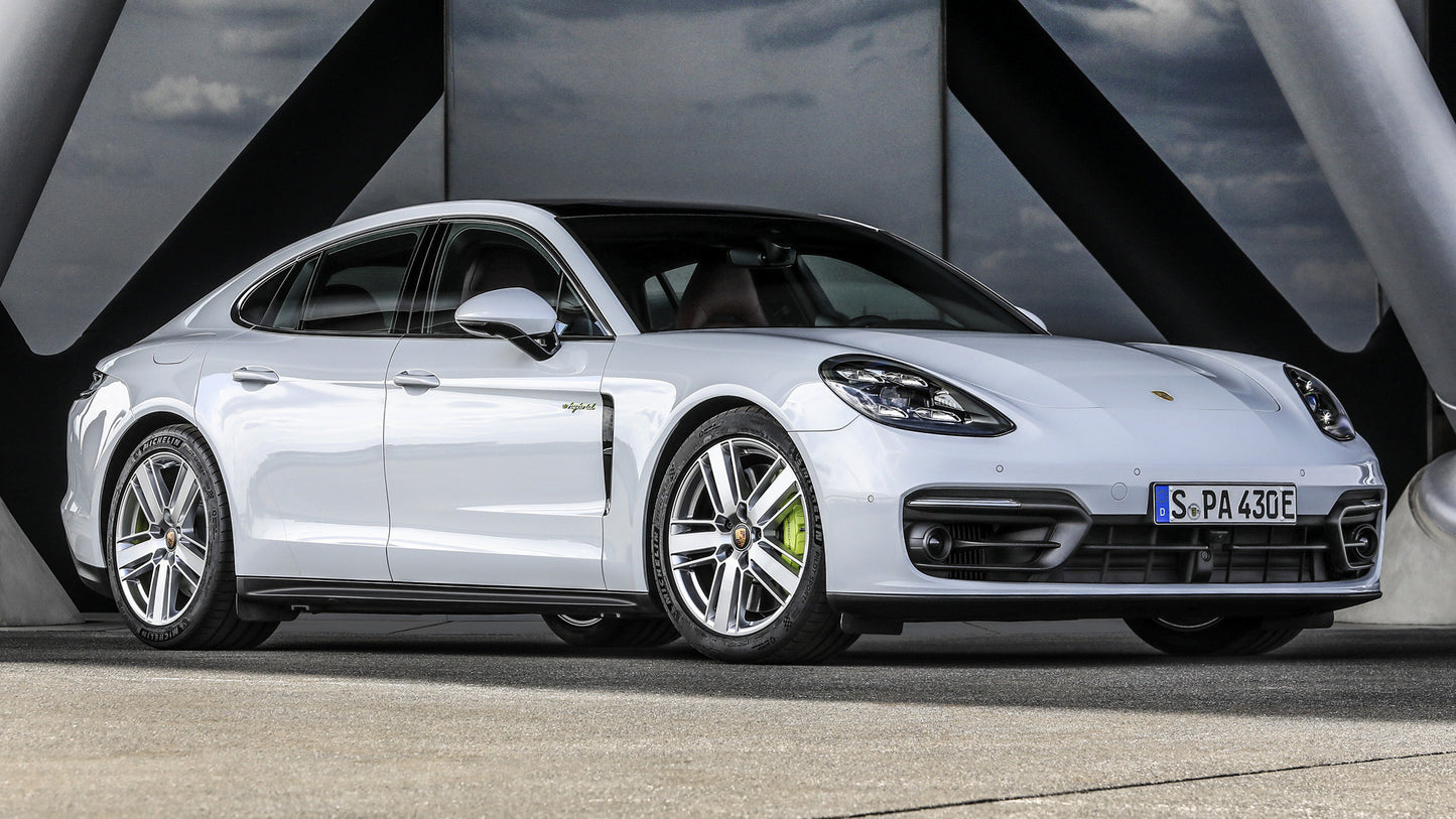 Porsche Panamera S E Hybrid Hd Art Keychain