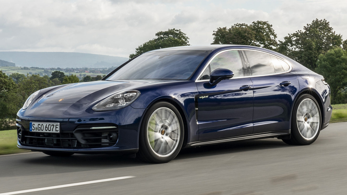 Porsche Panamera S E Hybrid Hd Art Keychain