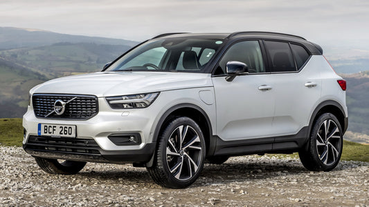 Volvo Xc40 Twin Engine R Design Uk Hd Art Keychain