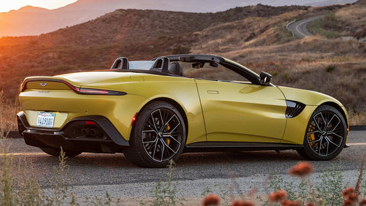 Aston Martin Vantage Roadster Us Hd Art Keychain