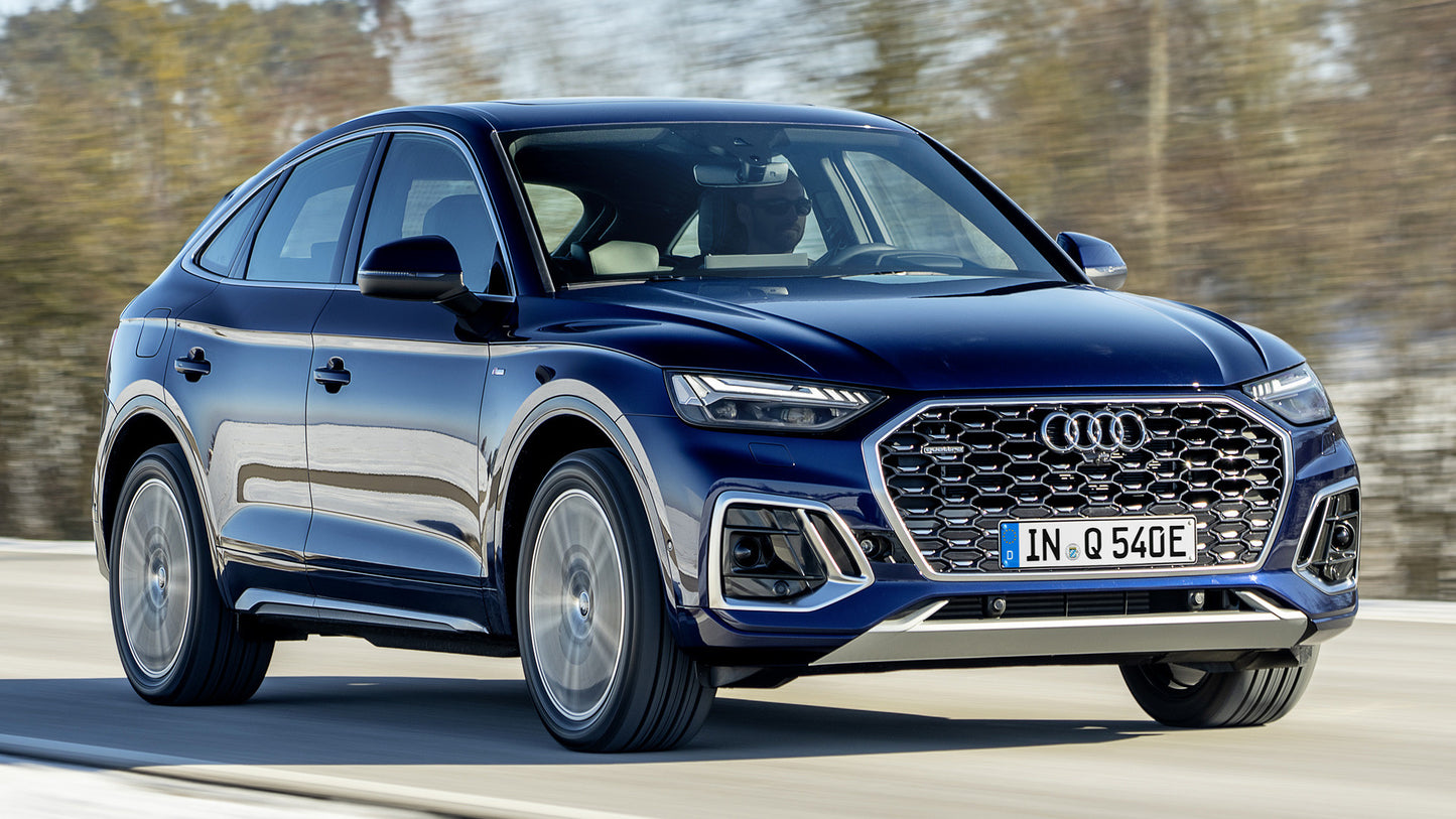 Audi Q5 Sportback Plug In Hybrid S Line Hd Art Keychain