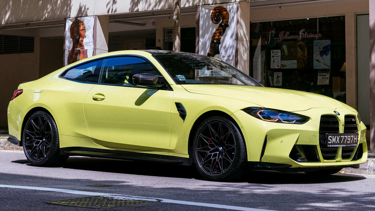 Bmw M4 Coupe Competition Sg Hd Art Keychain