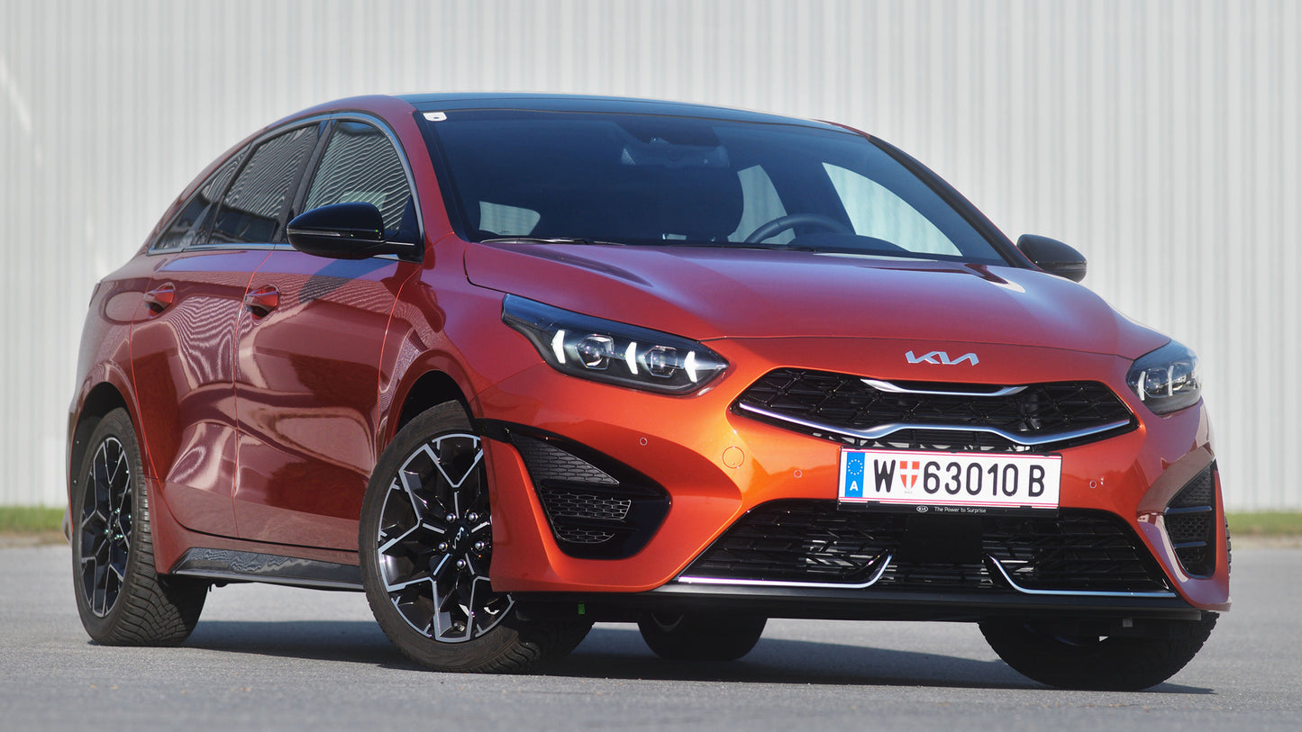 Kia Proceed Gt Line Hd Art Print Poster