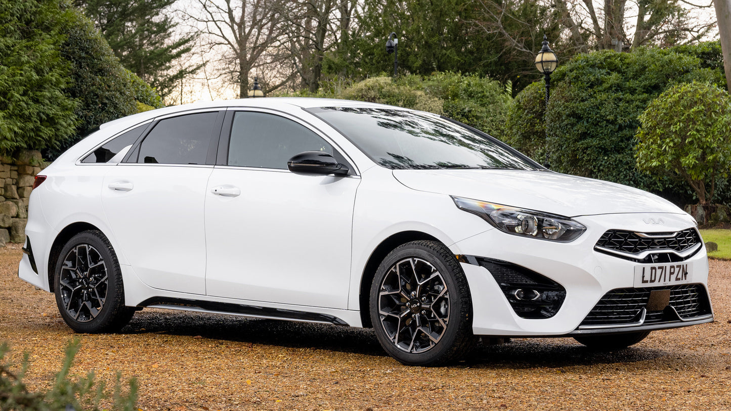 Kia Proceed Gt Line Uk Hd Art Print Poster
