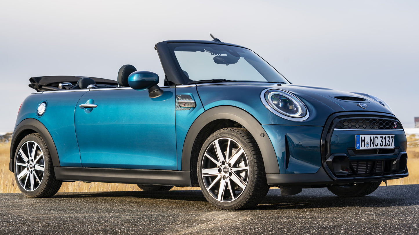 Mini Cooper S Convertible Sidewalk Edition Hd Art Keychain