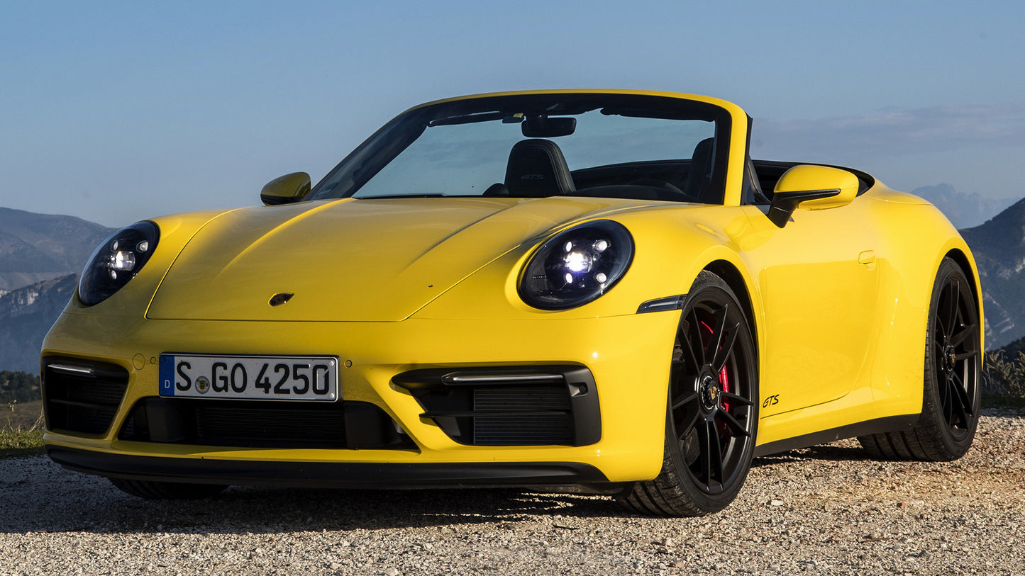 Porsche Carrera Gts Cabriolet Hd Art Keychain