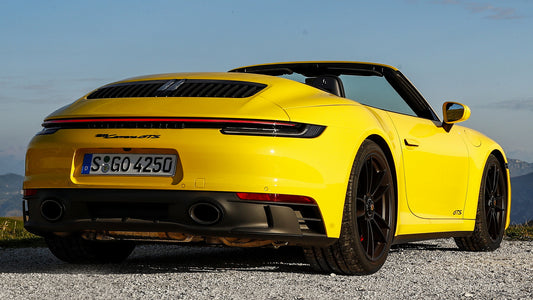 Porsche Carrera Gts Cabriolet Hd Art Magnet