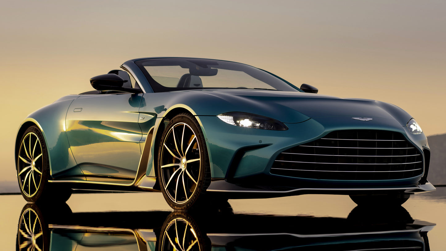 Aston Martin V12 Vantage Roadster Hd Art Keychain