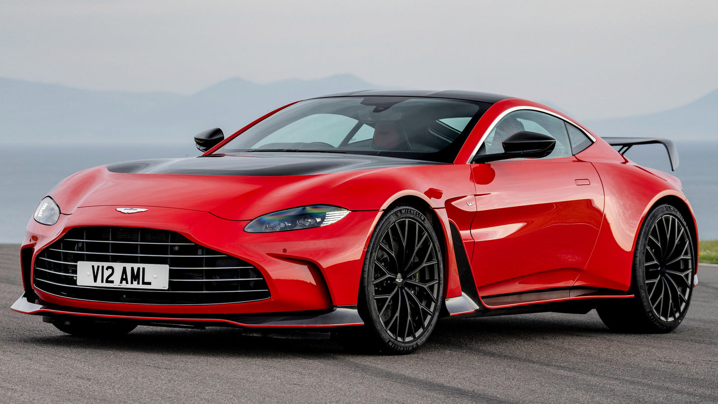 Aston Martin V12 Vantage Uk Hd Art Keychain