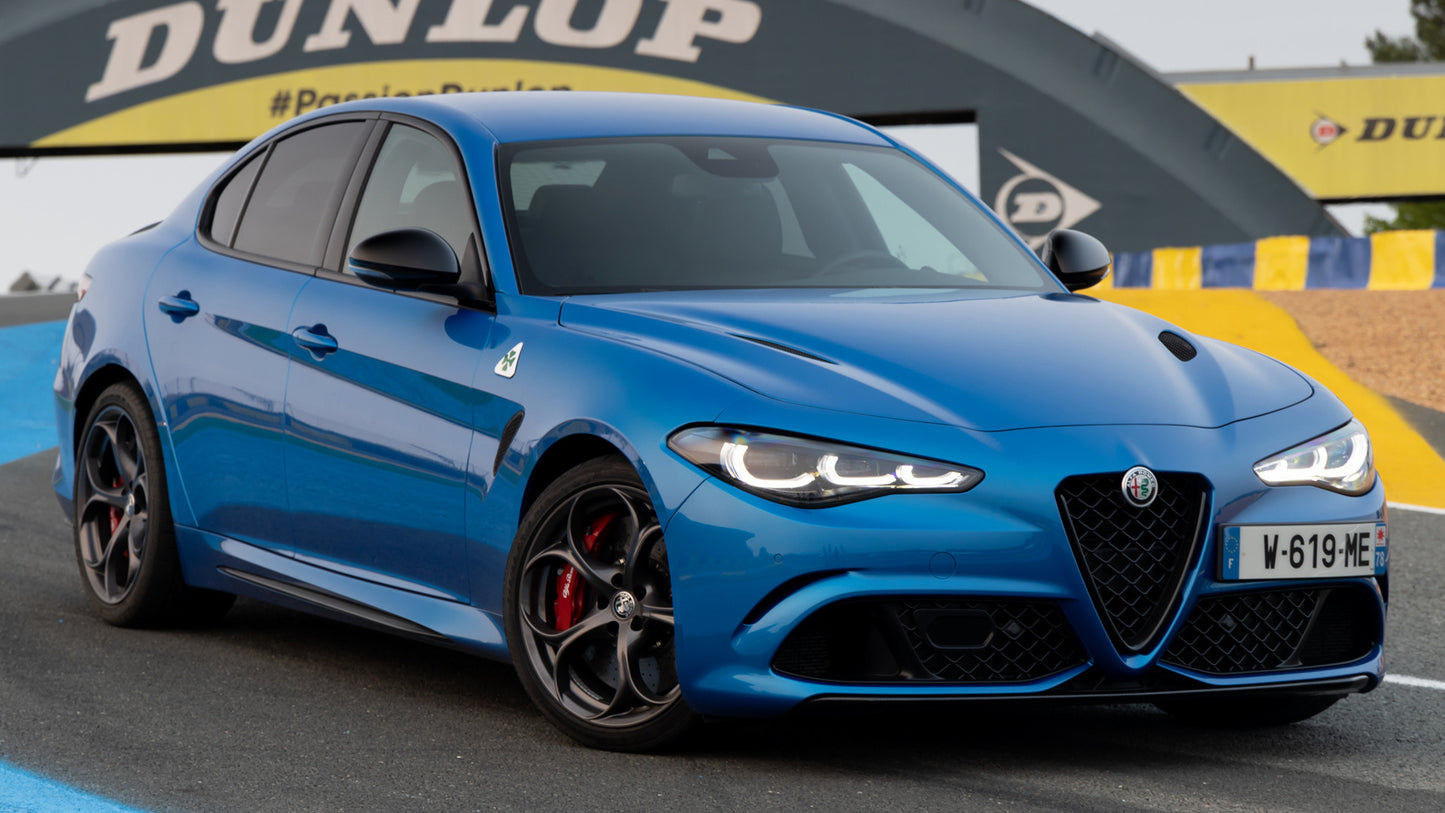 Alfa Romeo Giulia Quadrifoglio Hd Art Jigsaw Puzzle