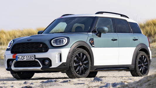 Mini Cooper S Countryman Uncharted Edition Hd Art Keychain