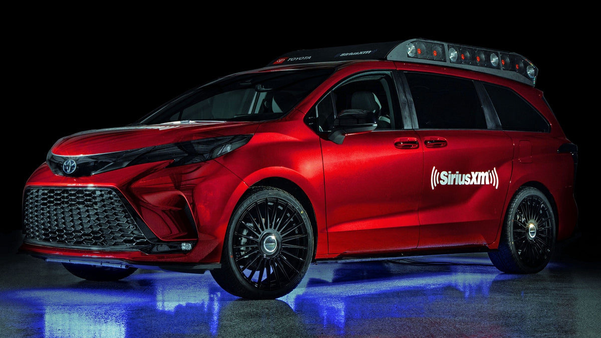 Toyota Sienna Remix Concept Hd Art Magnet