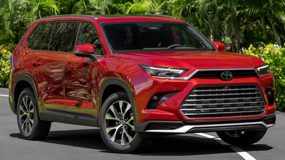 Toyota Grand Highlander Platinum Hd Art Magnet