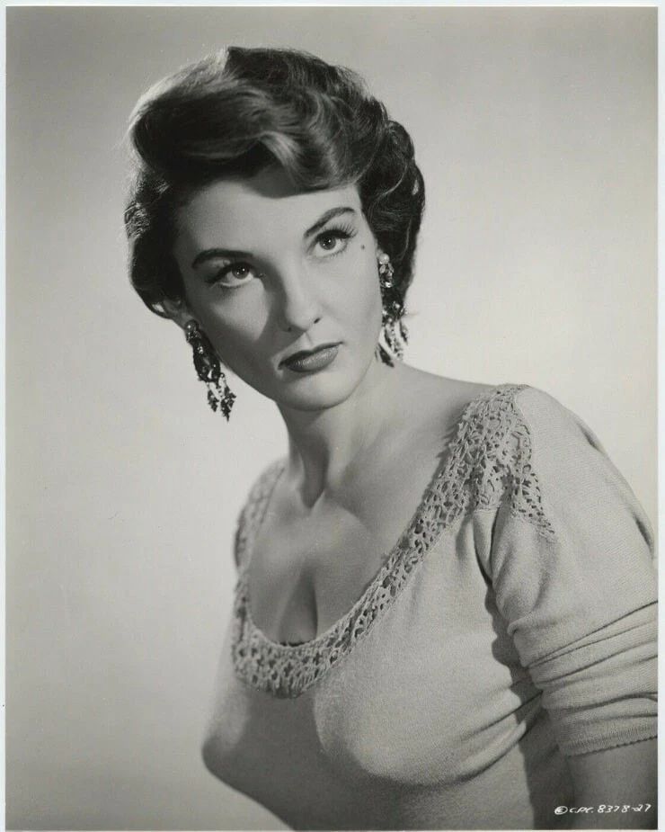 50S & 60S Actress Allison Hayes Publicity Picture Magnet Magnet Print