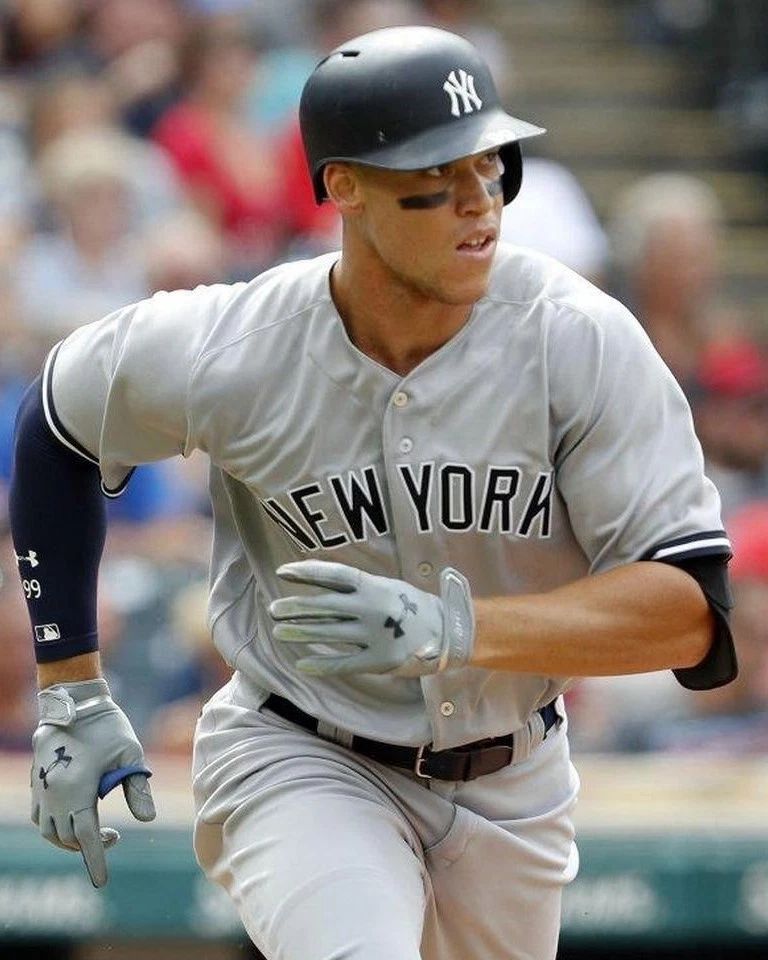 Aaron Judge Keychain New York Yankees Ny Mlb Baseball Picture Running